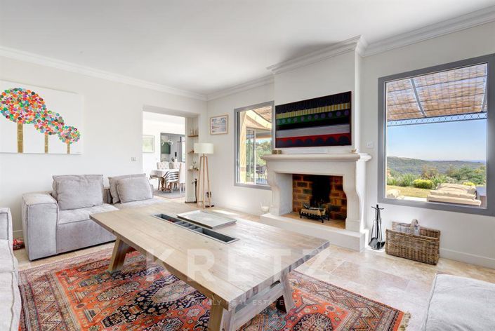 Image No.22-6 Bed House for sale