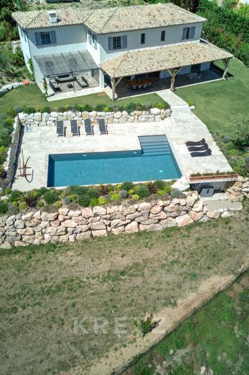 Image No.5-6 Bed House for sale