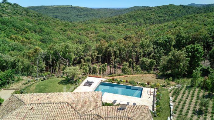 Image No.7-6 Bed House for sale