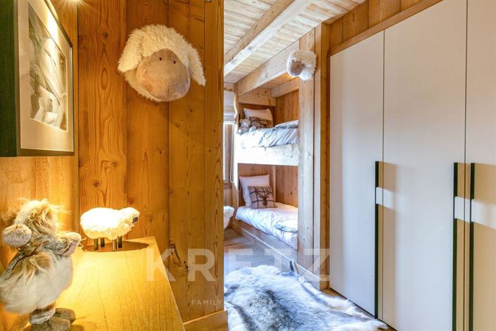 Image No.15-5 Bed Apartment for sale