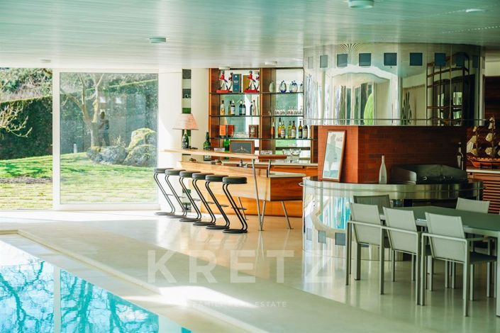 Image No.9-6 Bed House for sale