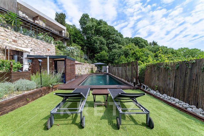 Image No.19-4 Bed House for sale