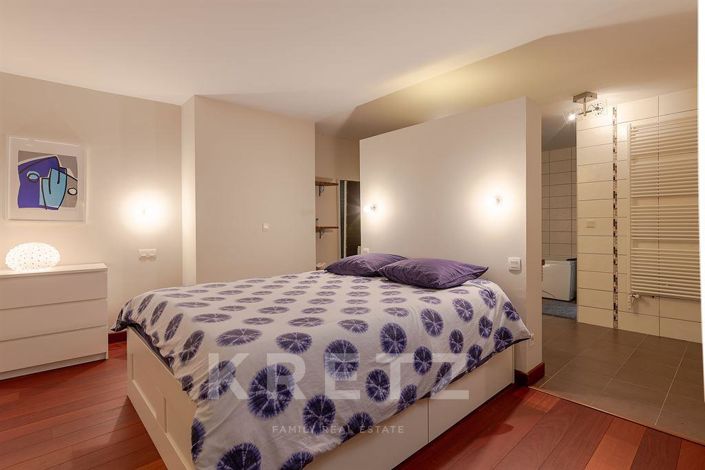 Image No.16-5 Bed Property for sale