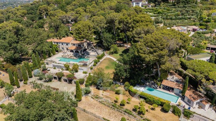 Image No.11-Propriété de 15 chambres à vendre à Mougins