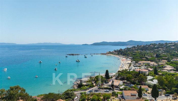 Image No.1-Propriété de 4 chambres à vendre à Le Lavandou