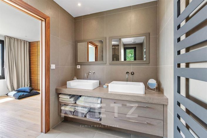 Image No.18-Property for sale