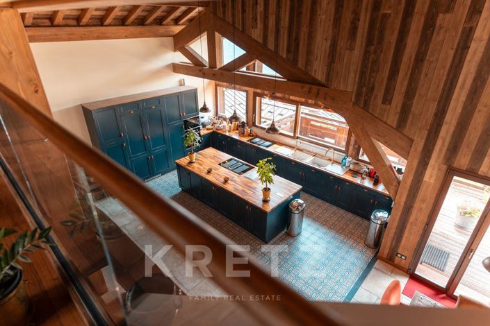 Image No.10-8 Bed House for sale