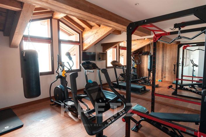 Image No.13-8 Bed House for sale