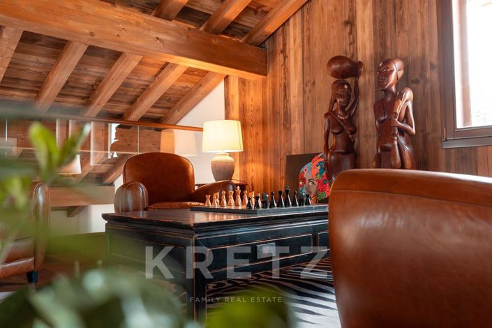 Image No.6-8 Bed House for sale