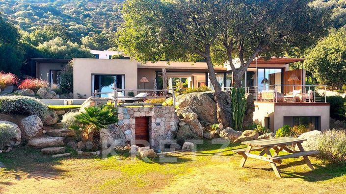 Image No.3-4 Bed House for sale