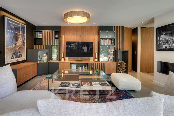 Image No.11-7 Bed House for sale