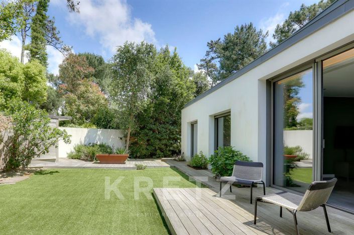 Image No.6-7 Bed House for sale