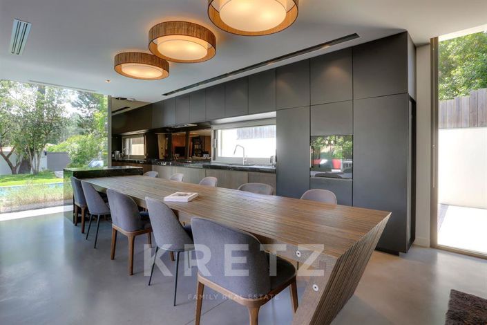 Image No.7-7 Bed House for sale