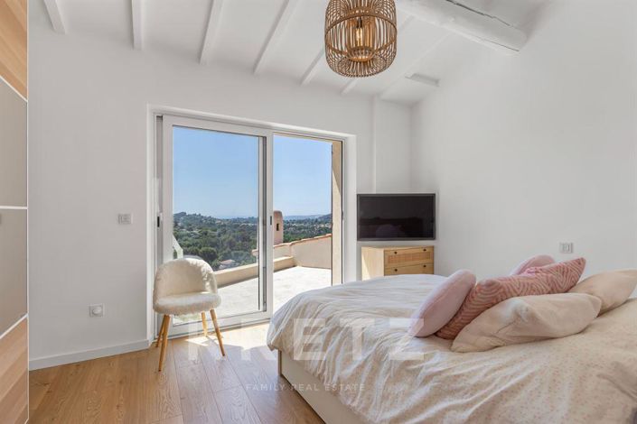 Image No.14-5 Bed House for sale