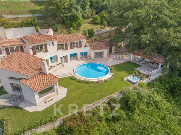 Image No.2-5 Bed House for sale