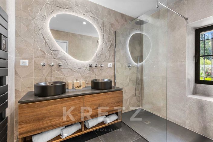 Image No.13-5 Bed House for sale