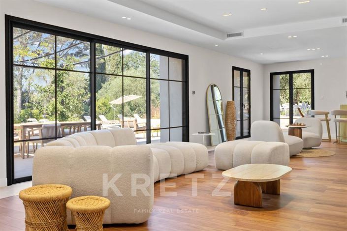 Image No.4-5 Bed House for sale