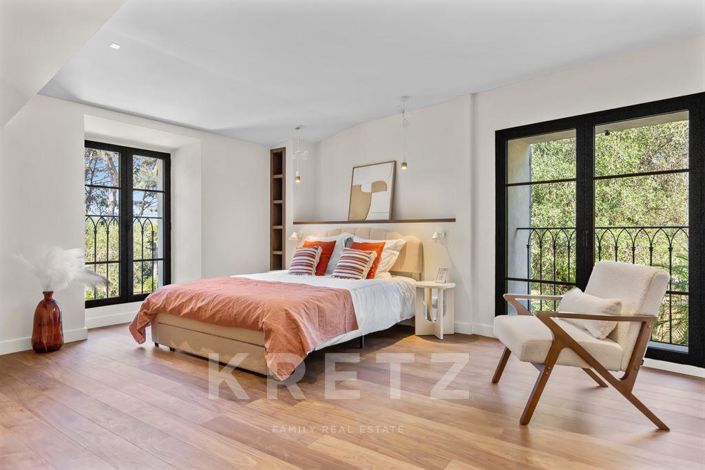 Image No.6-5 Bed House for sale