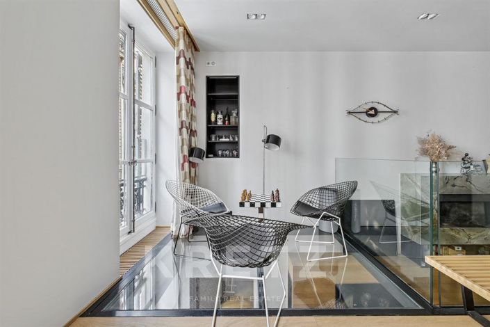 Image No.10-6 Bed Apartment for sale