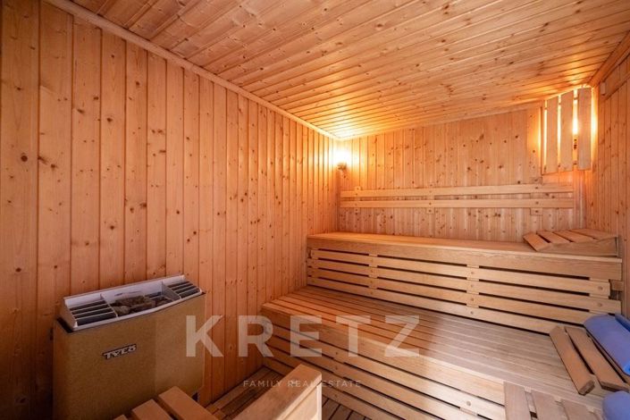 Image No.18-5 Bed House for sale