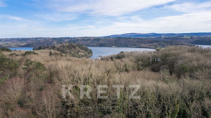 Image No.11-6 Bed House for sale