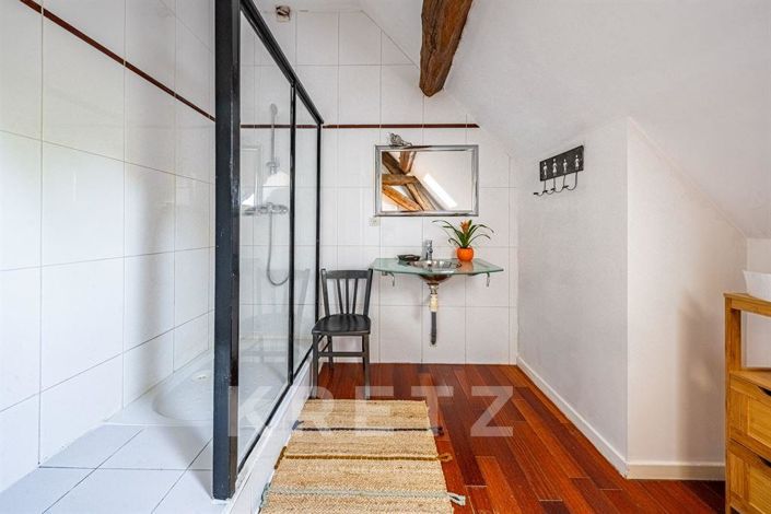 Image No.13-6 Bed House for sale