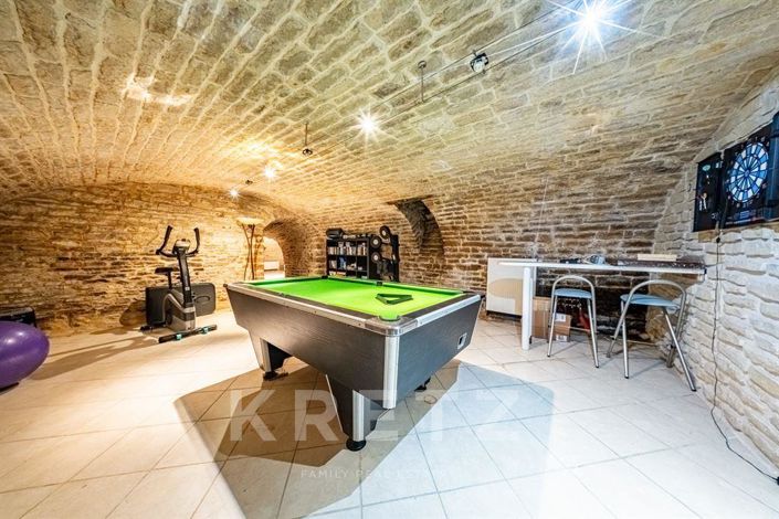 Image No.15-6 Bed House for sale