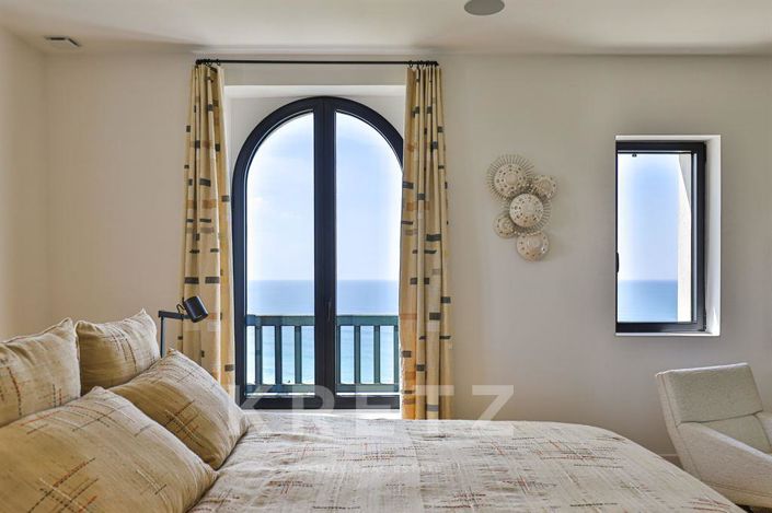 Image No.16-7 Bed House for sale