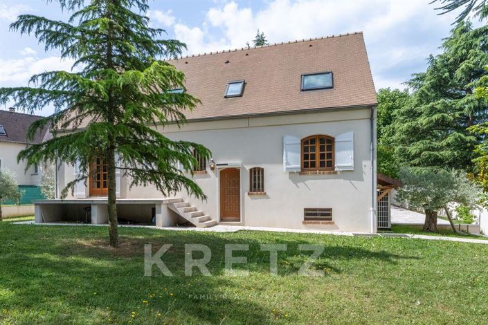 Image No.18-5 Bed House for sale