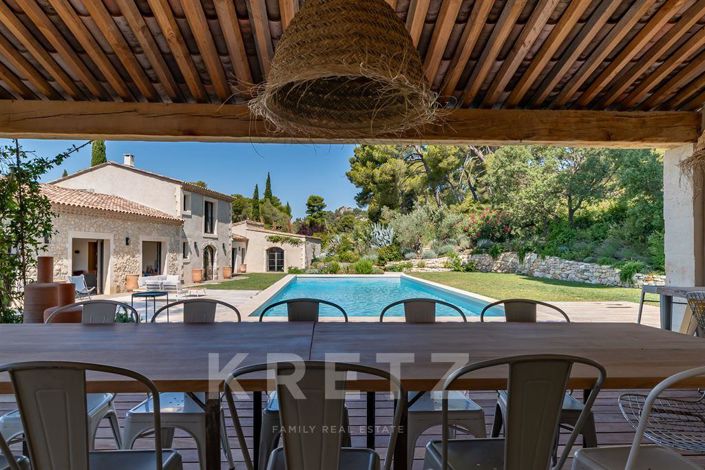 Image No.1-7 Bed House for sale