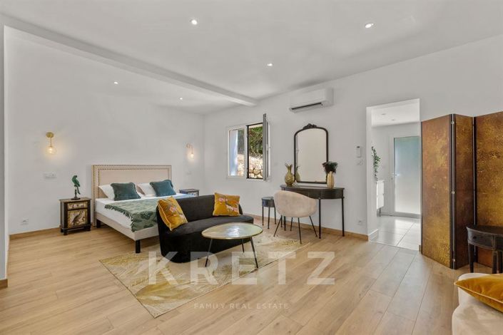 Image No.13-8 Bed House for sale