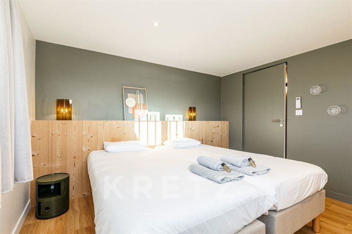 Image No.17-7 Bed House for sale