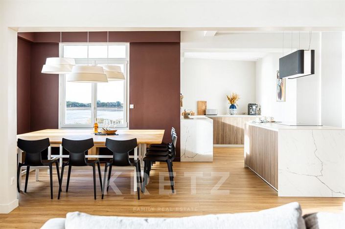 Image No.4-7 Bed House for sale