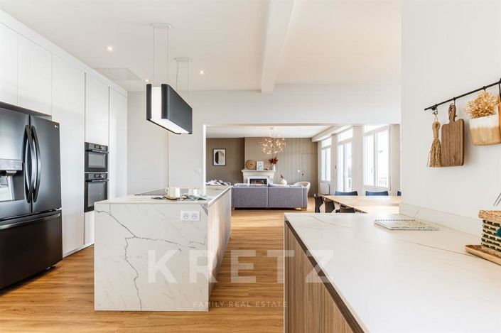 Image No.7-7 Bed House for sale