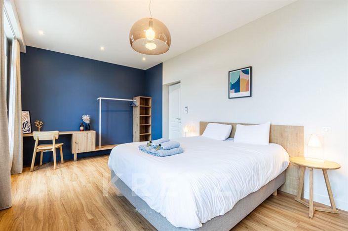 Image No.9-7 Bed House for sale