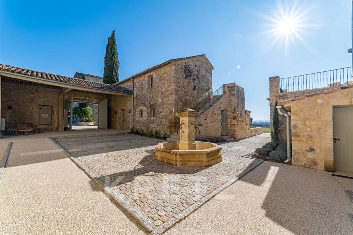 Image No.18-Maison de 16 chambres à vendre à Uzès