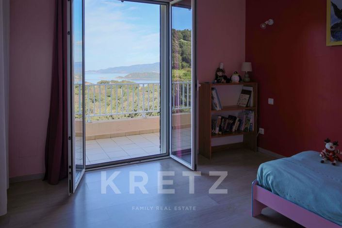 Image No.14-Maison de 10 chambres à vendre à Calcatoggio