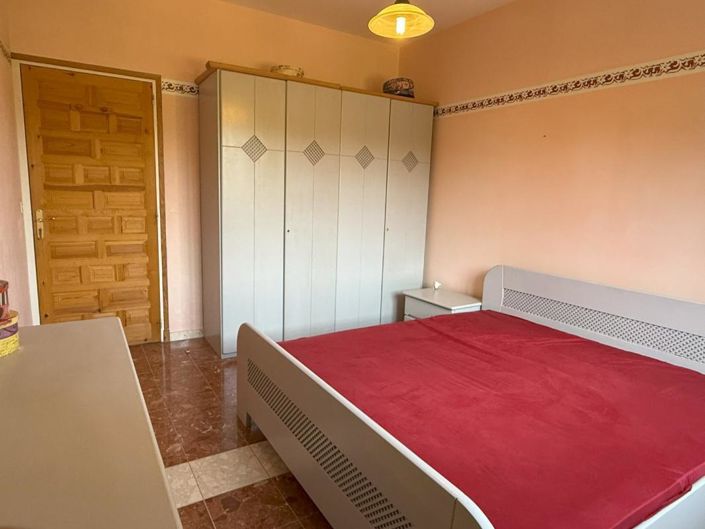 Image No.16-7 Bed House for sale