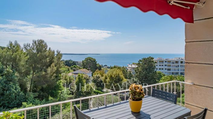 Image No.2-2 Bed Property for sale