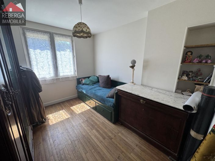 Image No.6-4 Bed House for sale