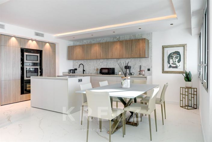 Image No.4-2 Bed Property for sale