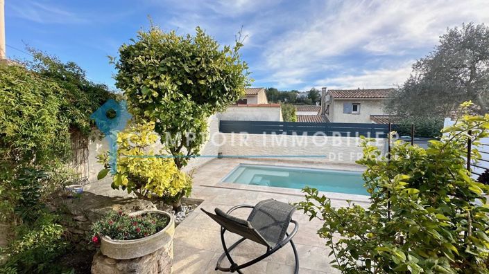 Image No.1-3 Bed House for sale