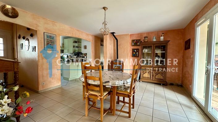 Image No.3-3 Bed House for sale