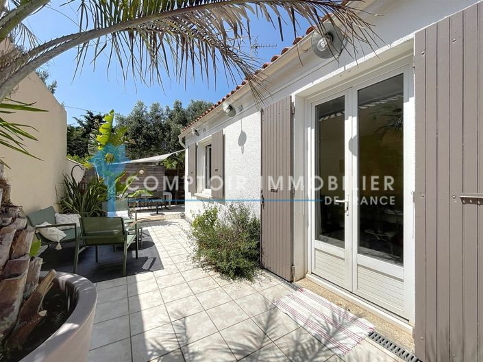 Image No.1-3 Bed House for sale