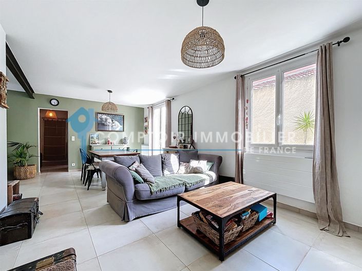 Image No.6-3 Bed House for sale