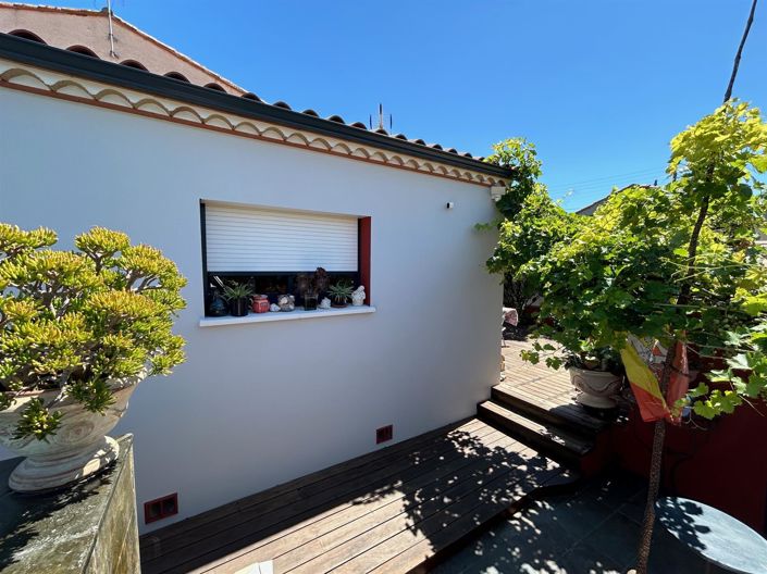 Image No.23-2 Bed House for sale