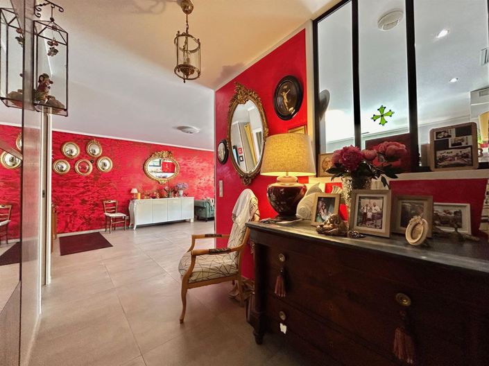 Image No.26-2 Bed House for sale