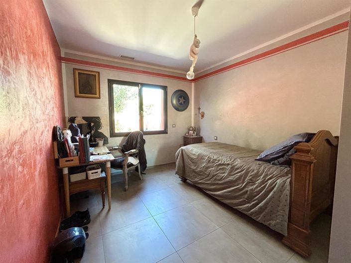 Image No.34-2 Bed House for sale