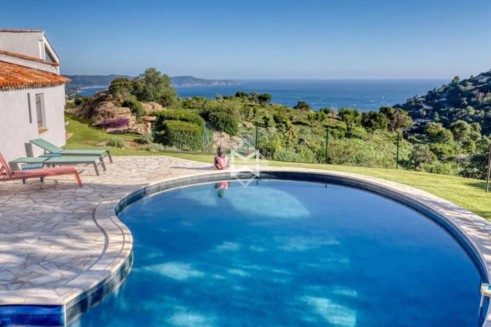 Image No.5-Maison de 4 chambres à vendre à Cavalaire-sur-Mer