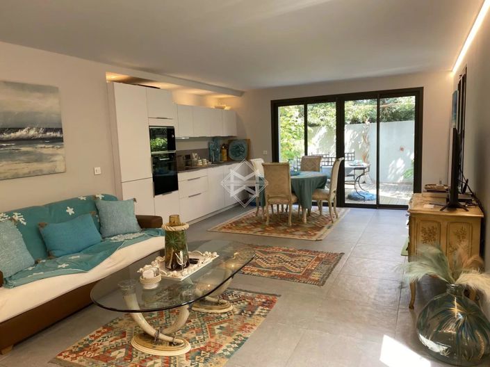 Image No.1-Appartement de 2 chambres à vendre à Saint-Tropez